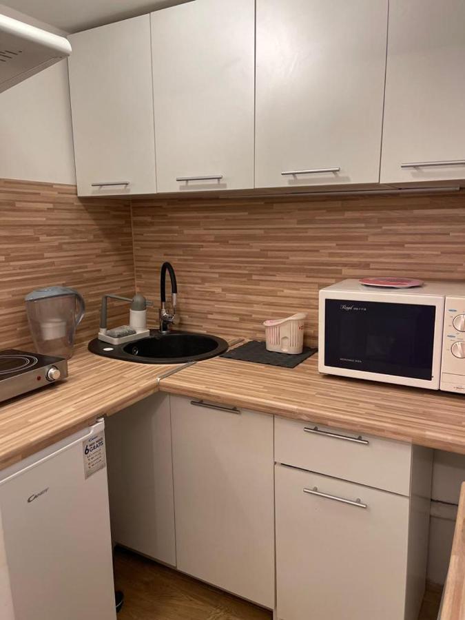 슈체친 Maly Apartament Z Kuchnia I Lazienka 아파트 외부 사진