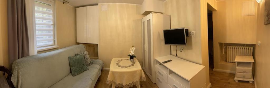슈체친 Maly Apartament Z Kuchnia I Lazienka 아파트 외부 사진